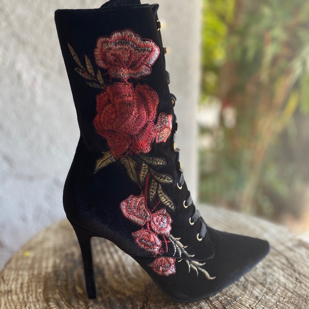 Cape Robbin Women's Embroidered Lace Up Boots - Picture 6 of 8